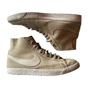 Nike SB Blazer Mid 77’ Premium Suede Sneakers Taupe Beige Retro Skate Size 8.0